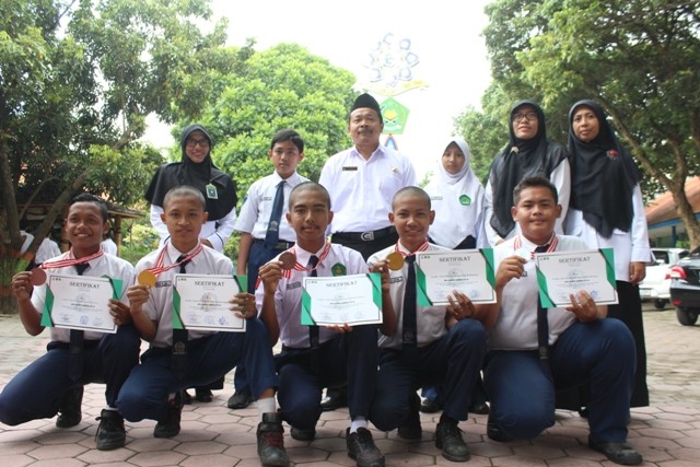 Pendidikan Adalah Hak Setiap Anak Bangsa